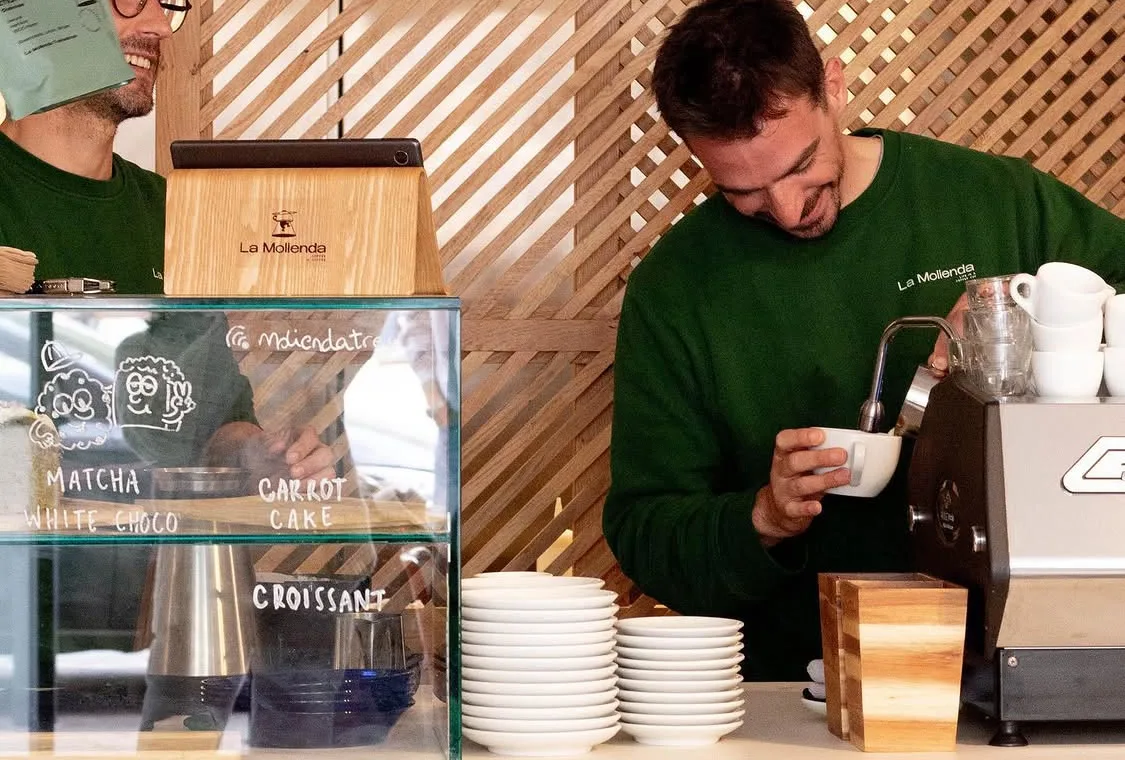 Cafe bar with La Molienda coffee service.